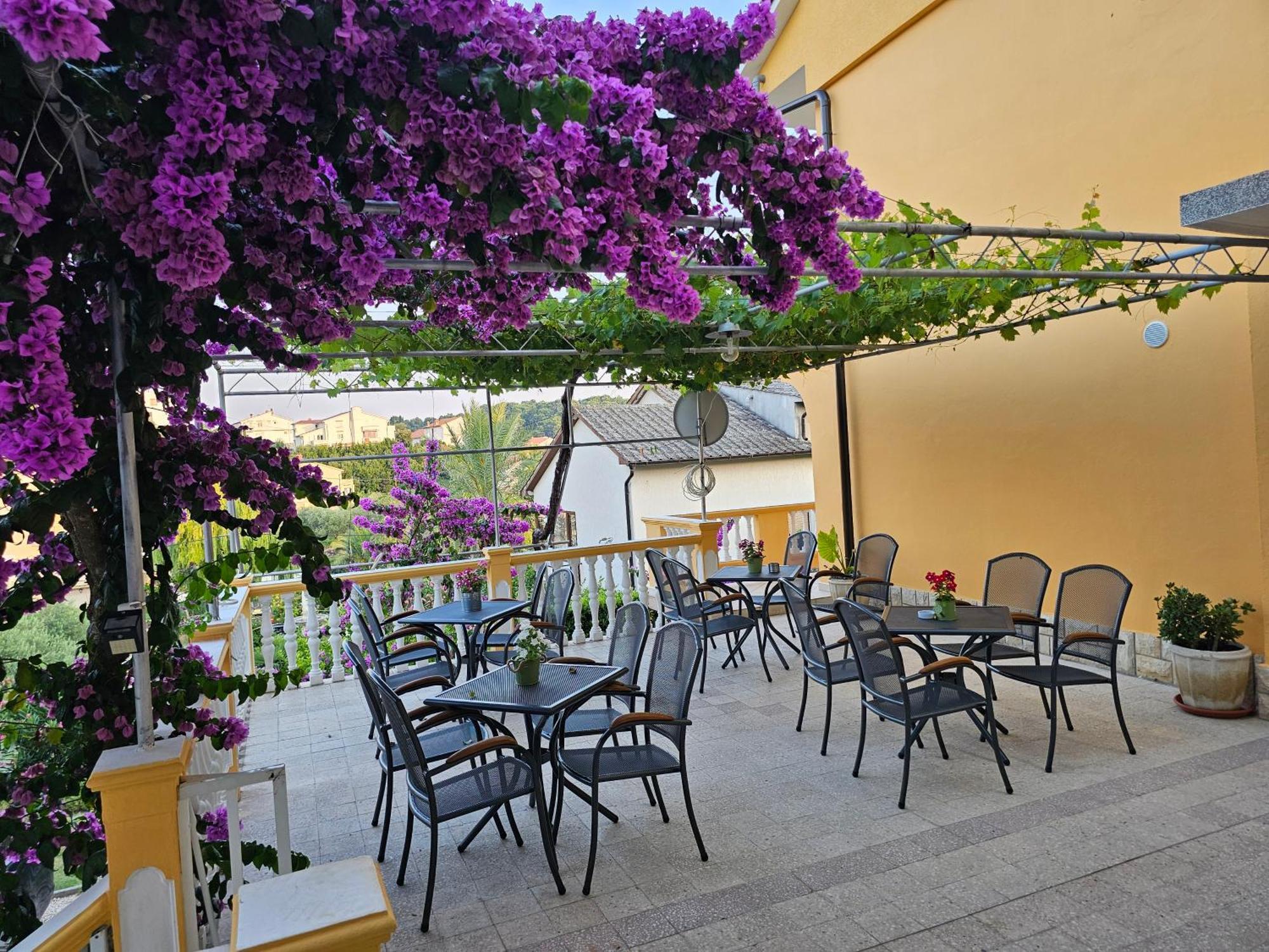 Rooms Neda Rab Town Dış mekan fotoğraf