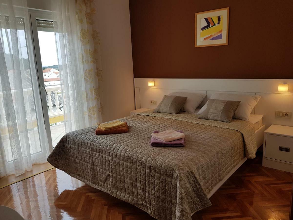 Rooms Neda Rab Town Dış mekan fotoğraf